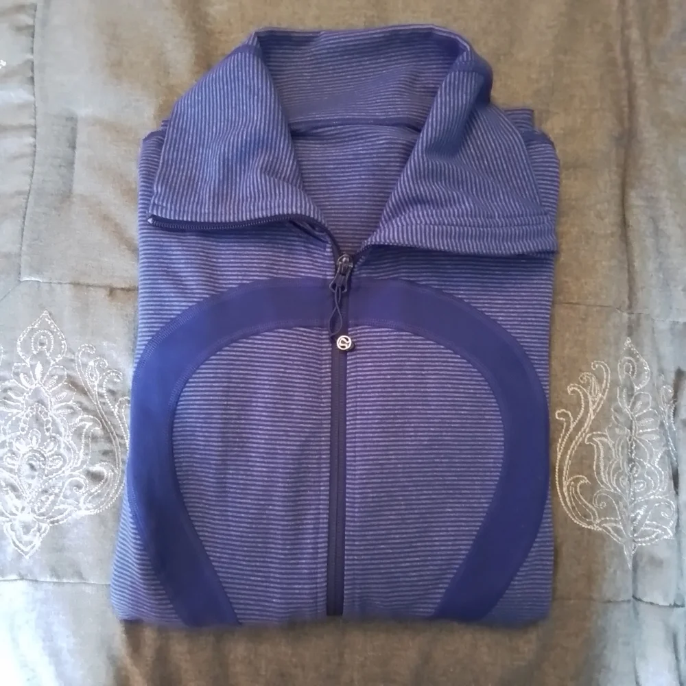 Lululemon Athletica Pigment Blue/Purple Tonka Stripe In Stride Jacket - 8 - Picture 12 of 14